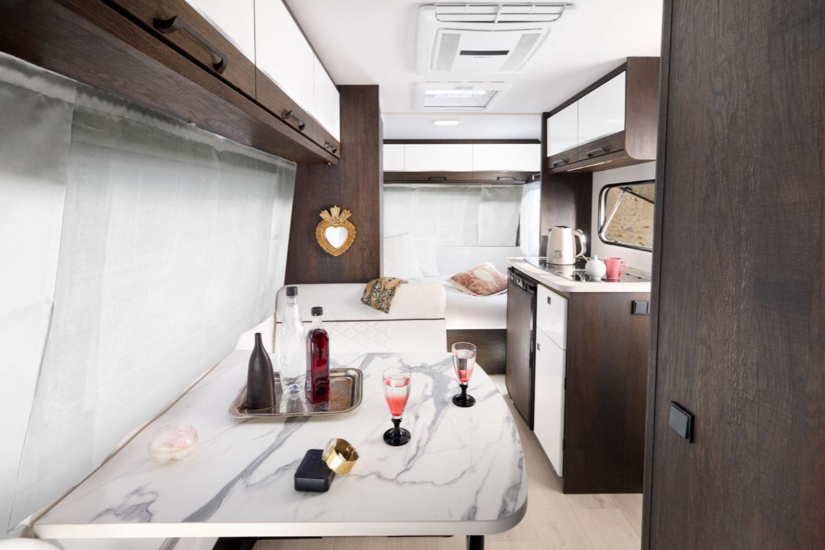 Rubis 395 salon